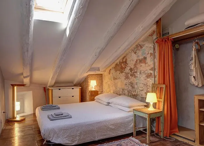 Mansarda Al Castello Apartmán